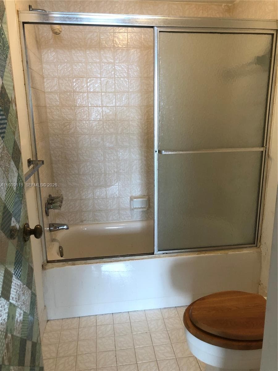 18011 Biscayne Blvd # 1403, Aventura FL 33160 — 14