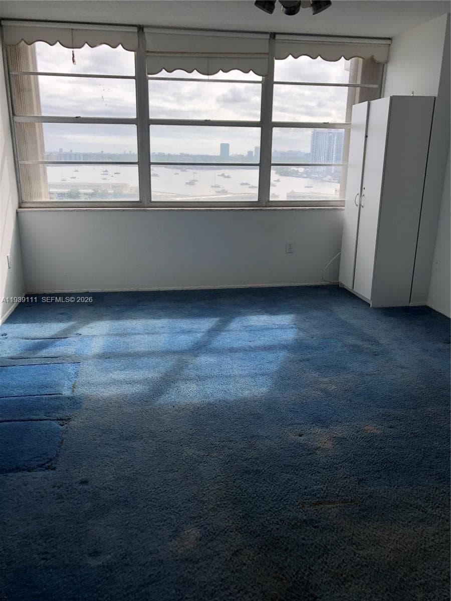 18011 Biscayne Blvd # 1403, Aventura FL 33160 — 21