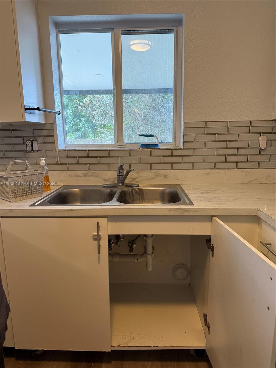 582 SW 2nd Pl, Florida City FL 33034 — 12