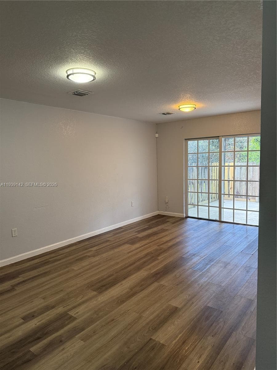 582 SW 2nd Pl, Florida City FL 33034 — 10