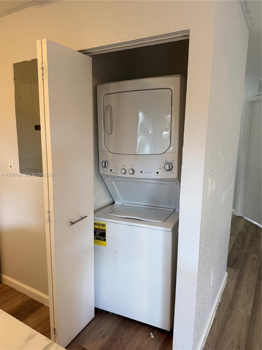 582 SW 2nd Pl, Florida City FL 33034 — 11