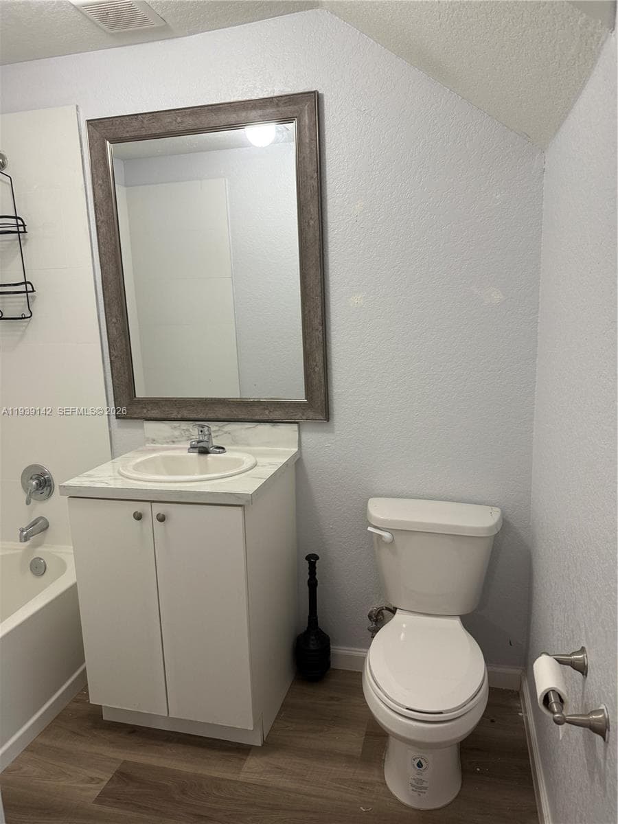 582 SW 2nd Pl, Florida City FL 33034 — 8