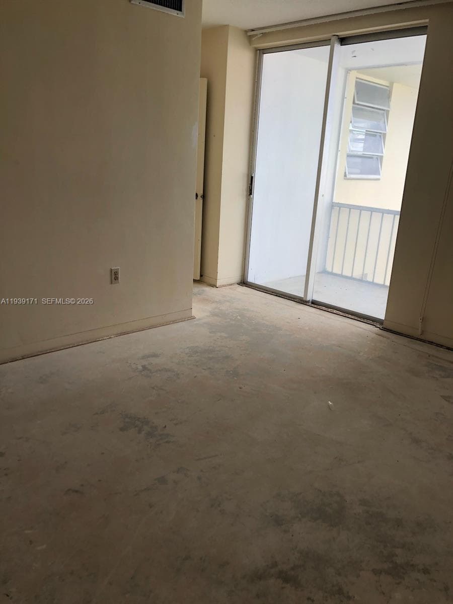 2855 Leonard Dr # H606, Aventura FL 33160 — 10