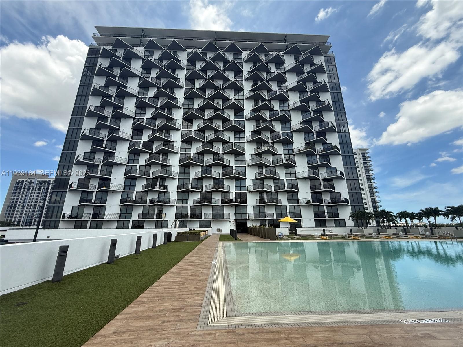 5252 NW 85th Ave # 1109, Doral FL 33166 — 27