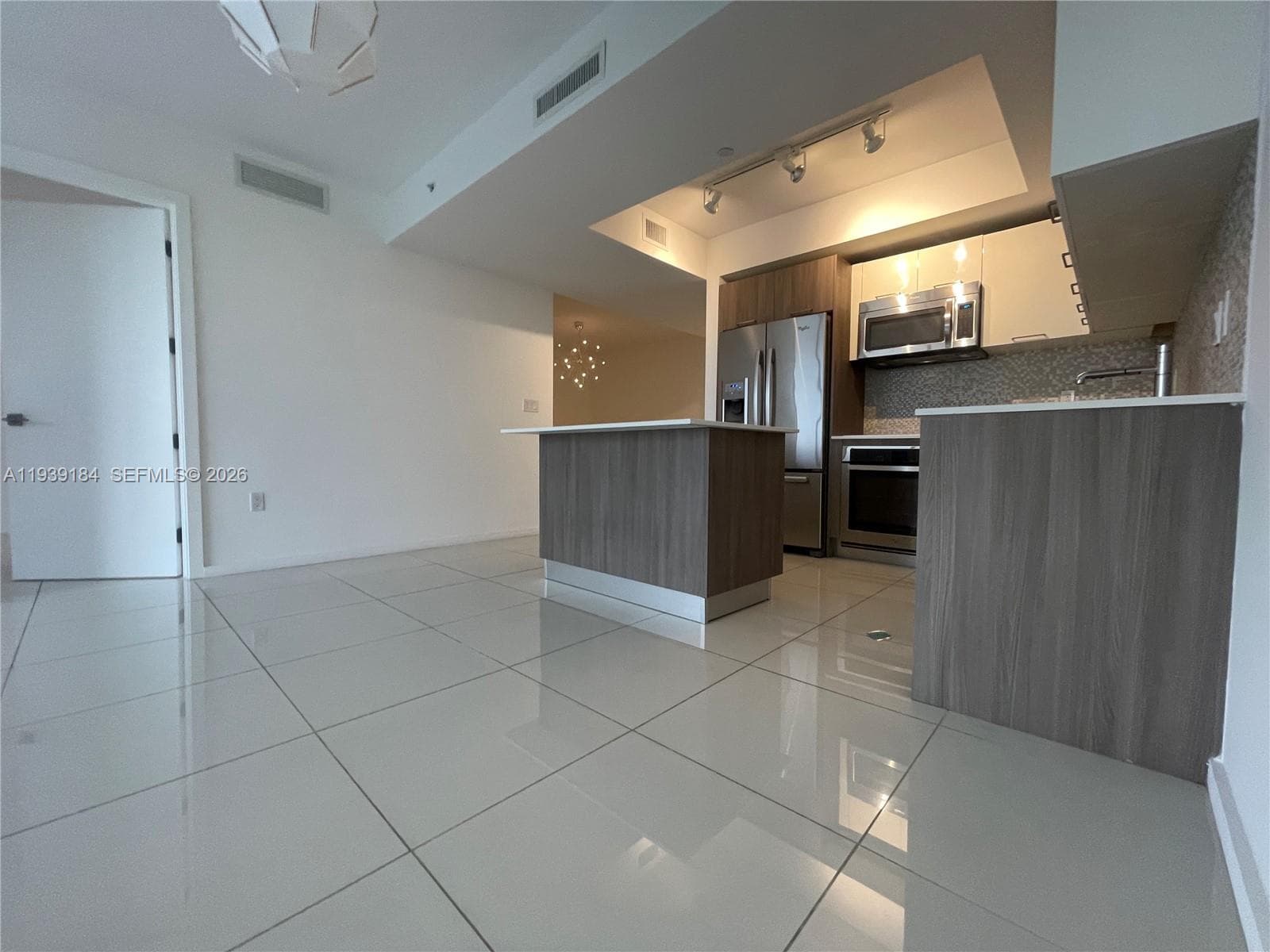 5252 NW 85th Ave # 1109, Doral FL 33166 — 9