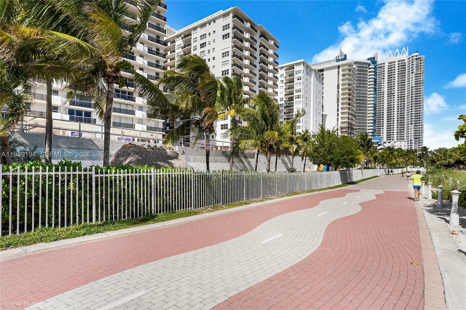 6039 Collins Ave # 1222, Miami Beach FL 33140 — 17
