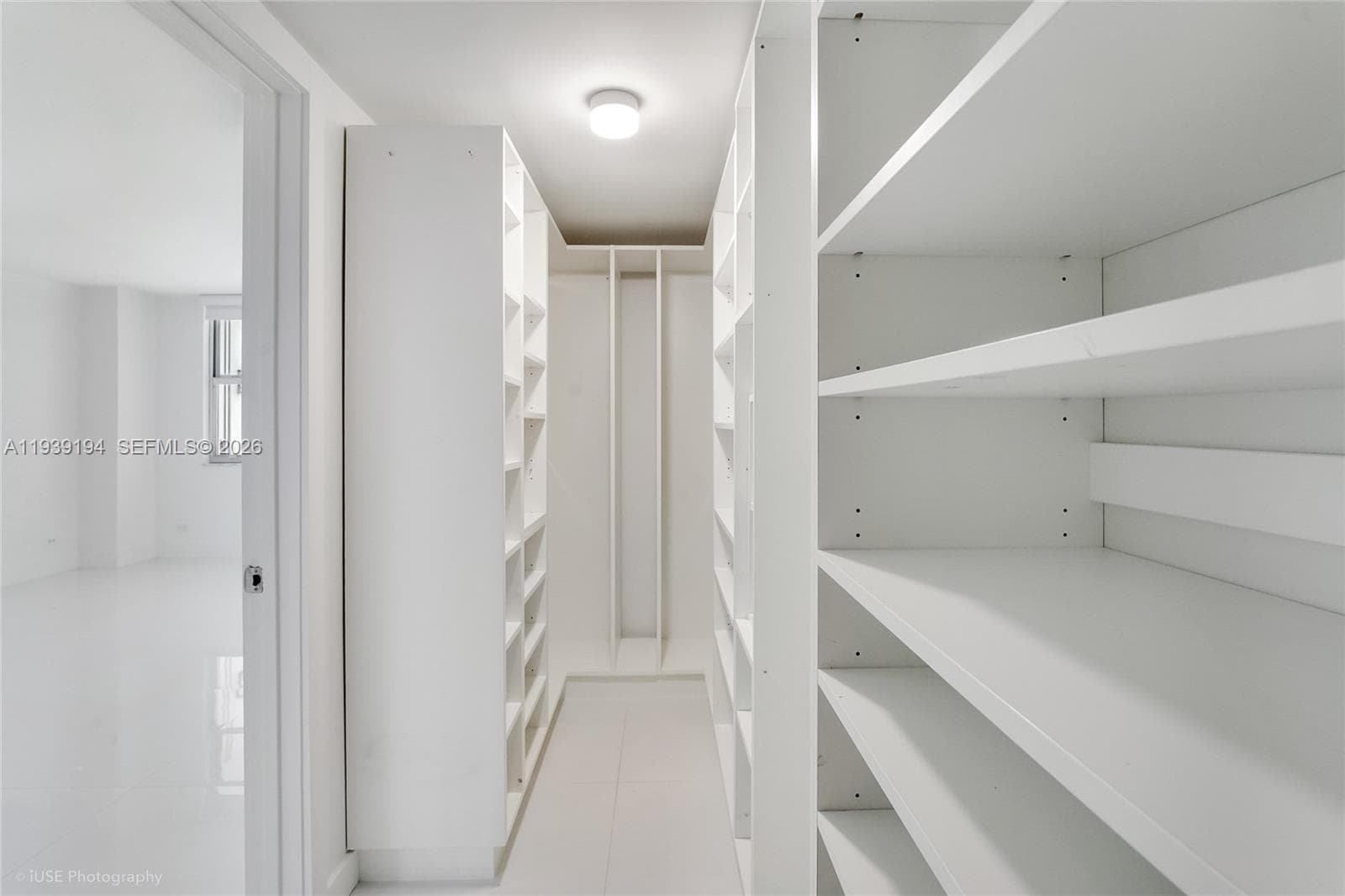 6039 Collins Ave # 1222, Miami Beach FL 33140 — 9