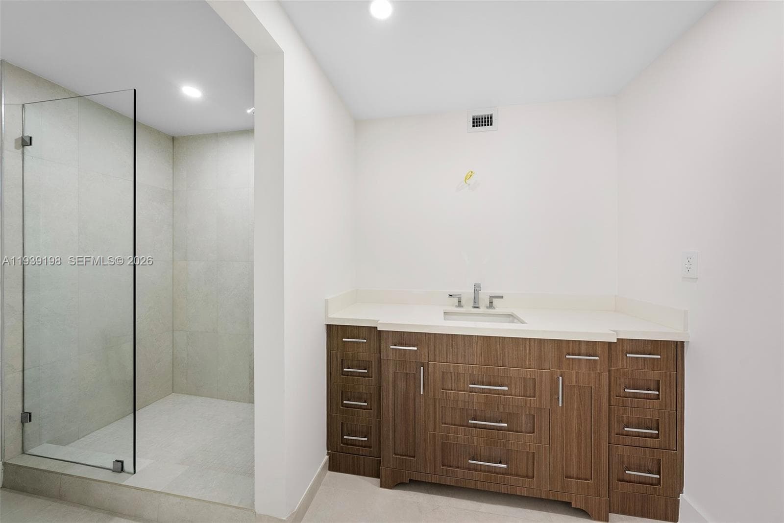 7540 Los Pinos Blvd, Coral Gables FL 33143 — 29
