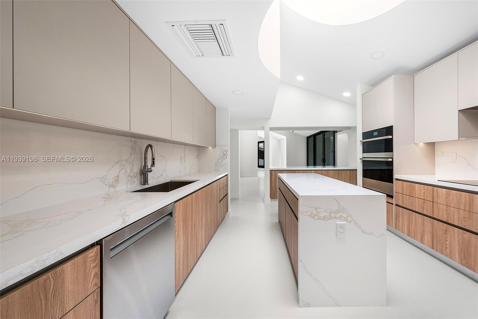 7540 Los Pinos Blvd, Coral Gables FL 33143 — 8