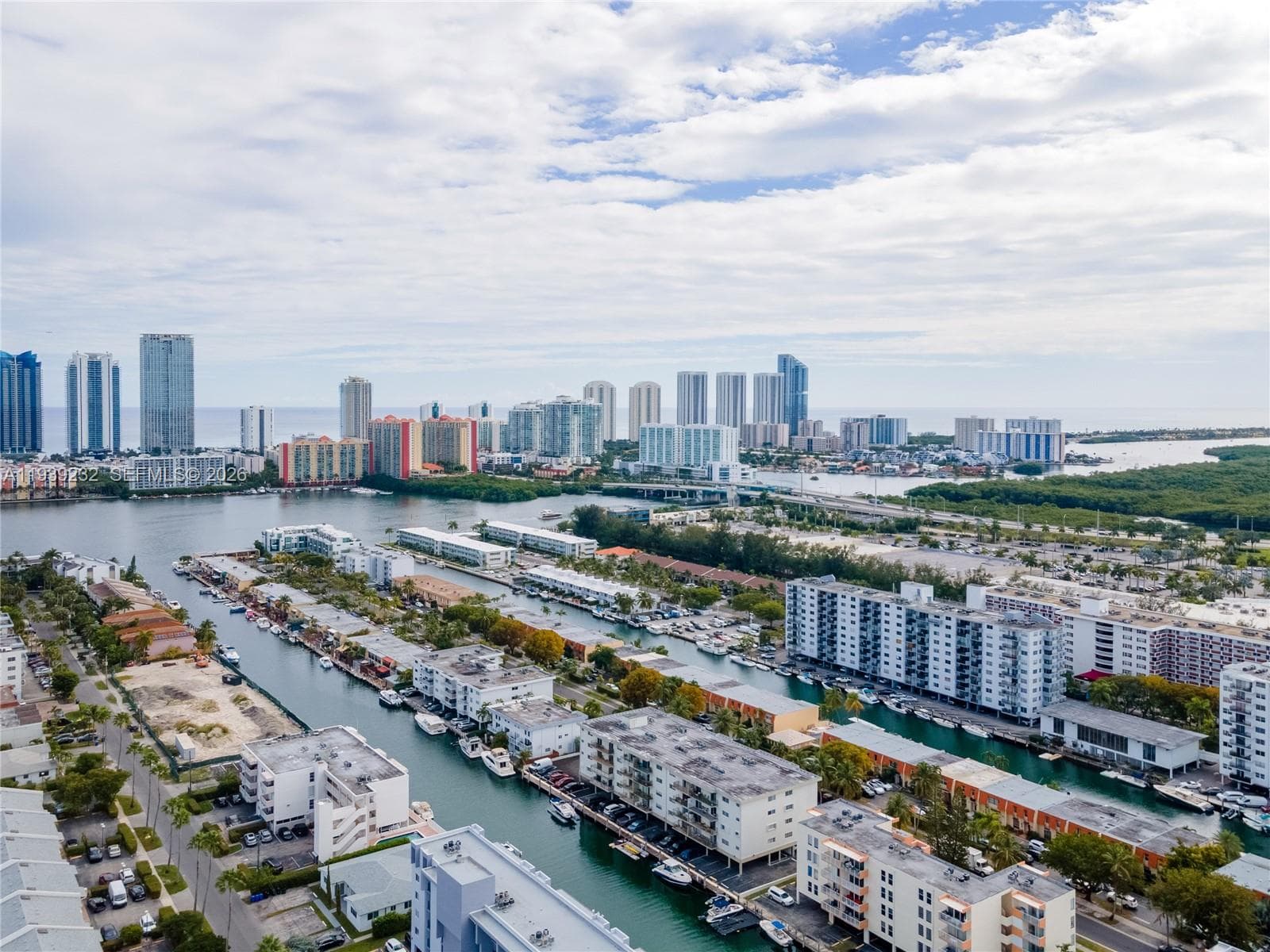 3665 NE 167th St, North Miami Beach FL 33160 — 23