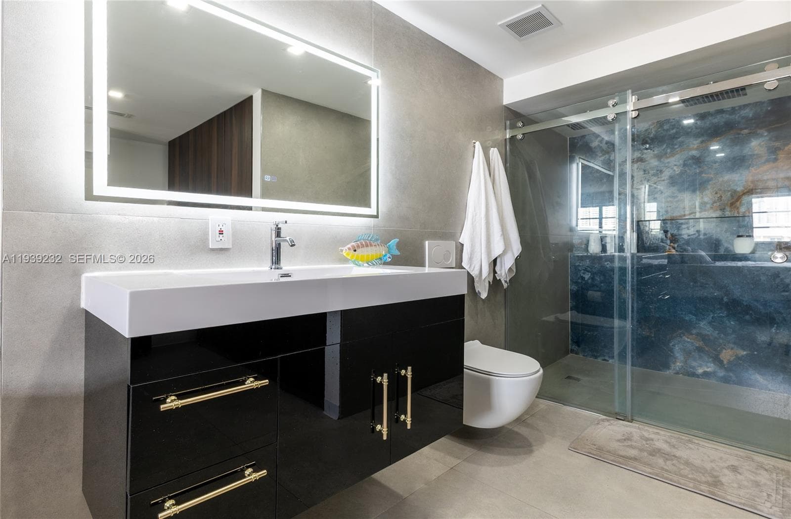 3665 NE 167th St, North Miami Beach FL 33160 — 14