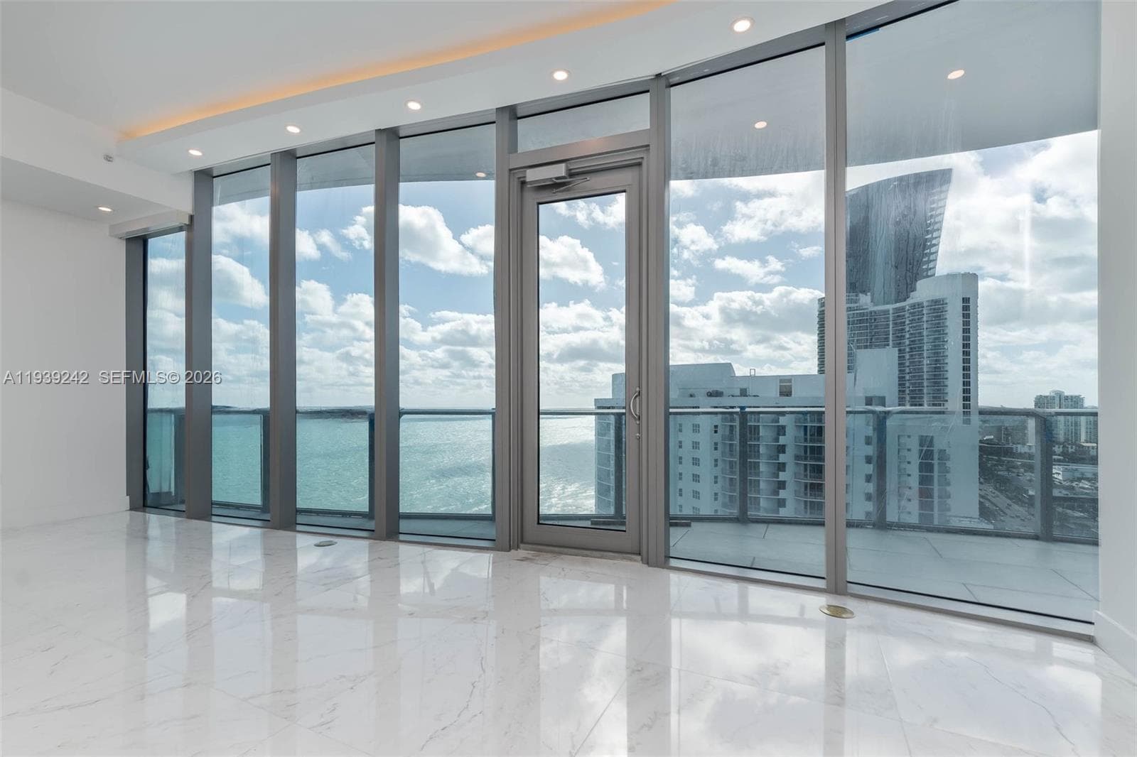 17475 Collins Ave # 2003, Sunny Isles Beach FL 33160 — 17