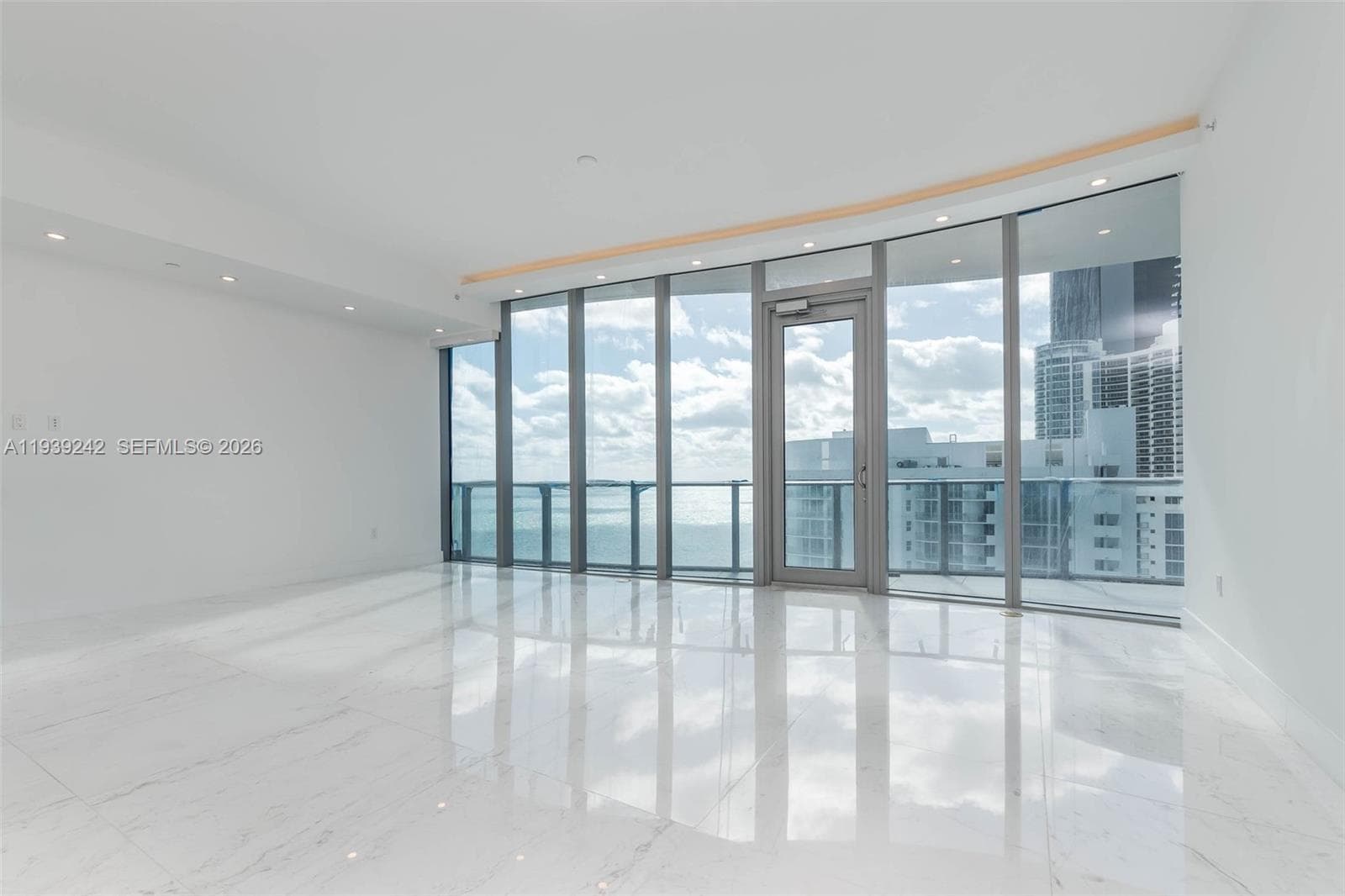 17475 Collins Ave # 2003, Sunny Isles Beach FL 33160 — 16