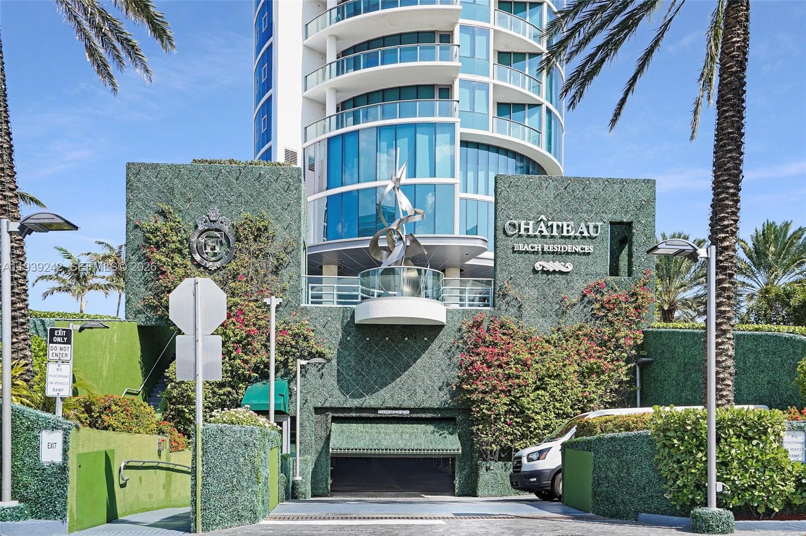 17475 Collins Ave # 2003, Sunny Isles Beach FL 33160 — 36