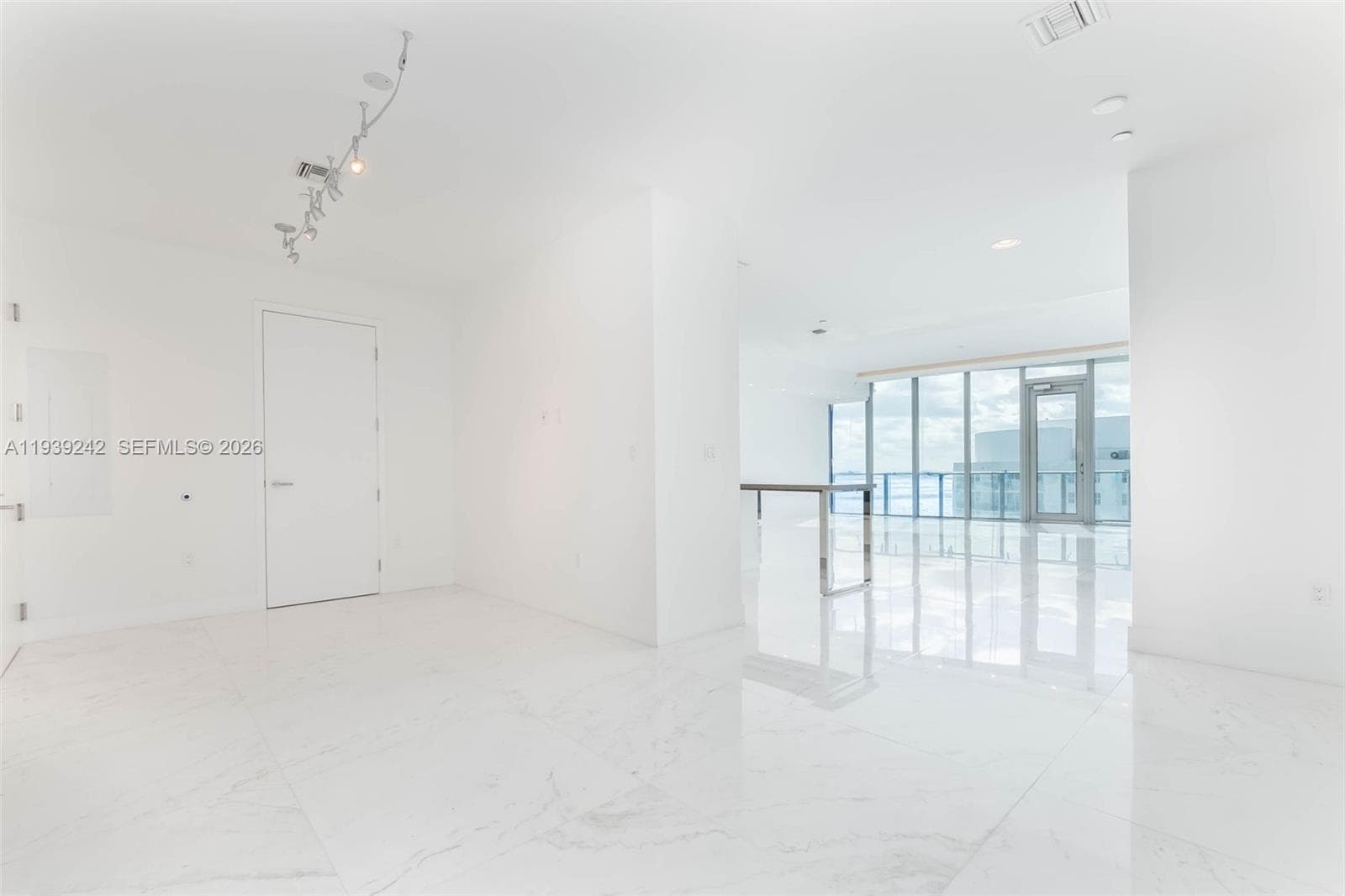 17475 Collins Ave # 2003, Sunny Isles Beach FL 33160 — 9