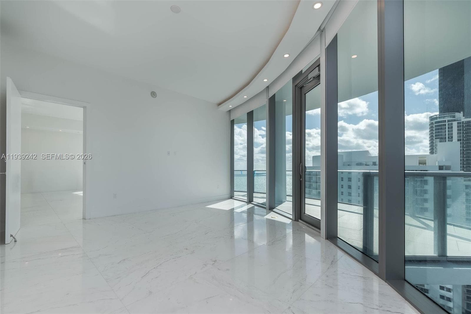 17475 Collins Ave # 2003, Sunny Isles Beach FL 33160 — 19