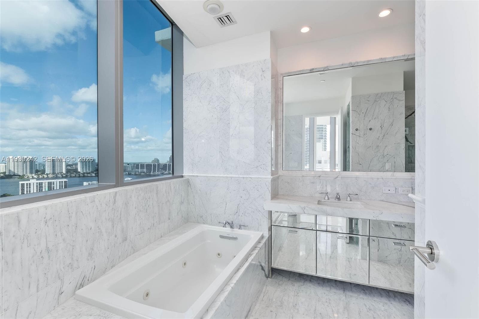 17475 Collins Ave # 2003, Sunny Isles Beach FL 33160 — 21