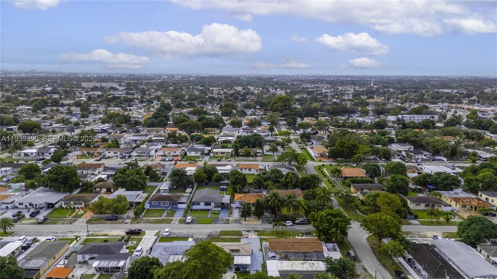 116 E 59, Hialeah FL 33013 — 2