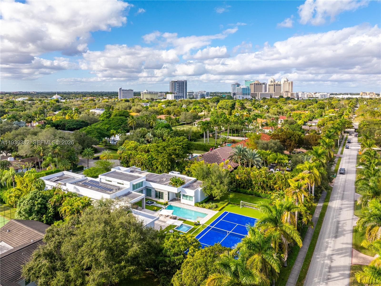 7218 SW 102nd St, Pinecrest FL 33156 — 59