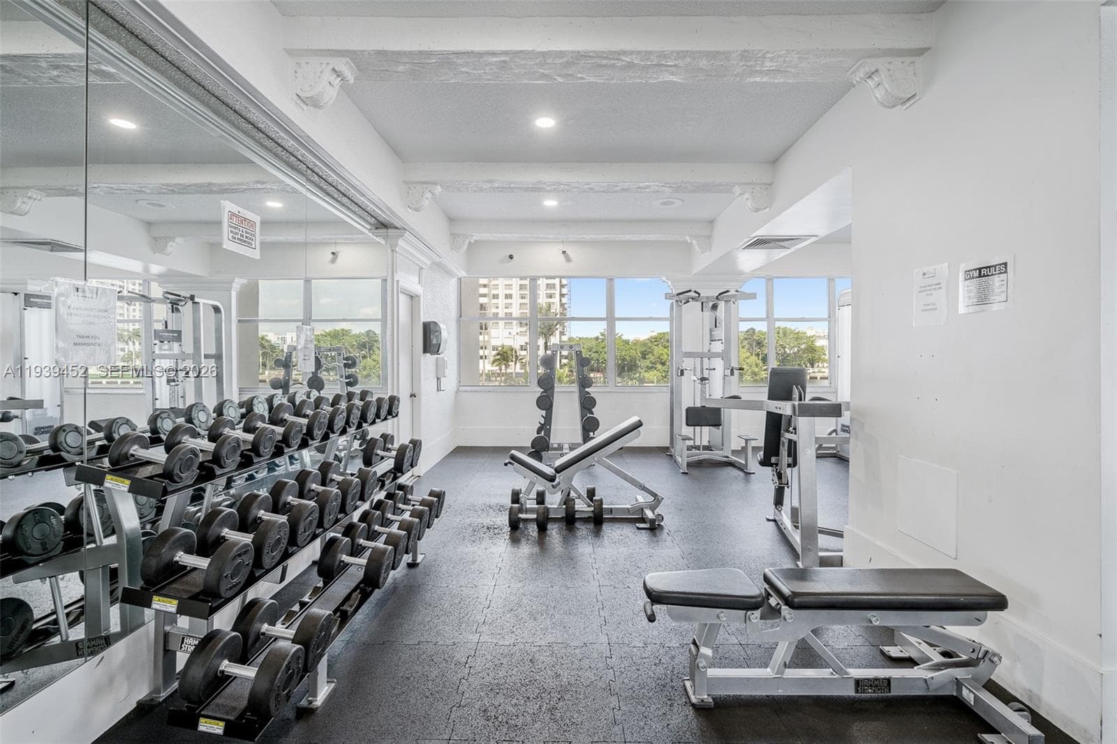 18021 Biscayne Blvd # 304, Aventura FL 33160 — 3