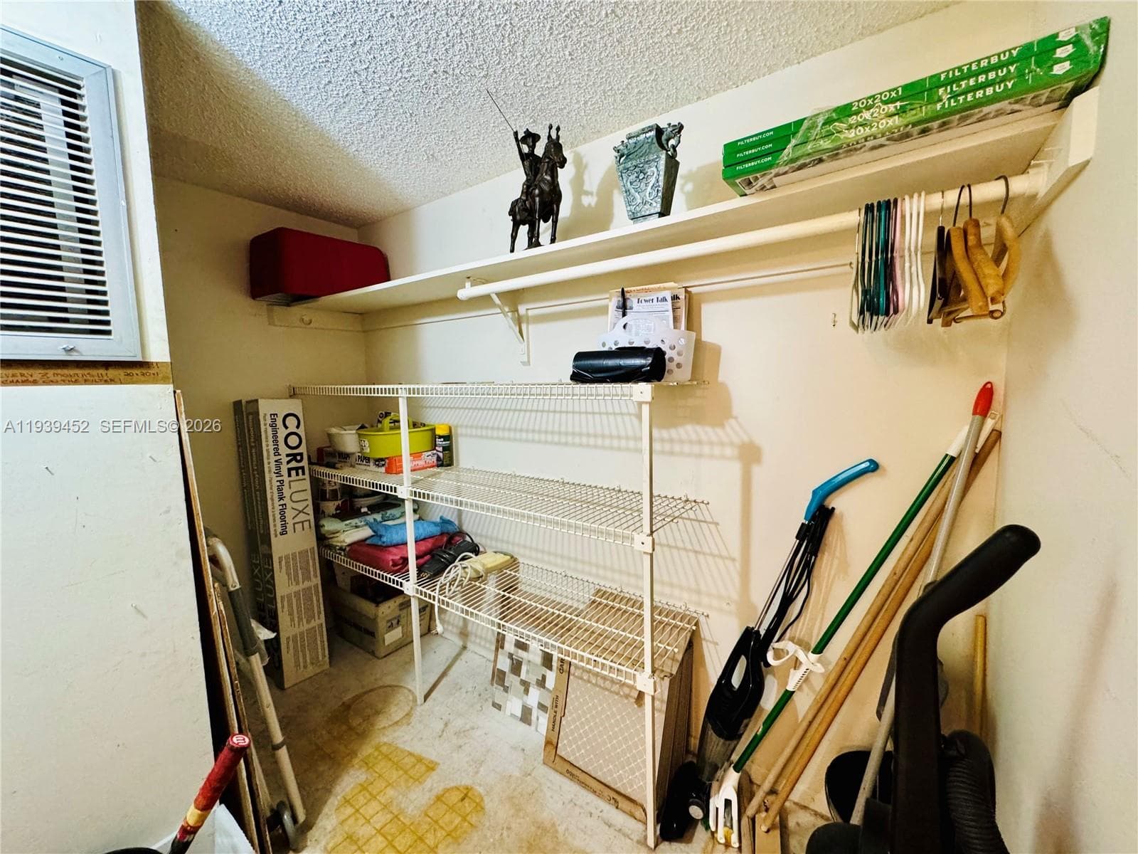 18021 Biscayne Blvd # 304, Aventura FL 33160 — 28