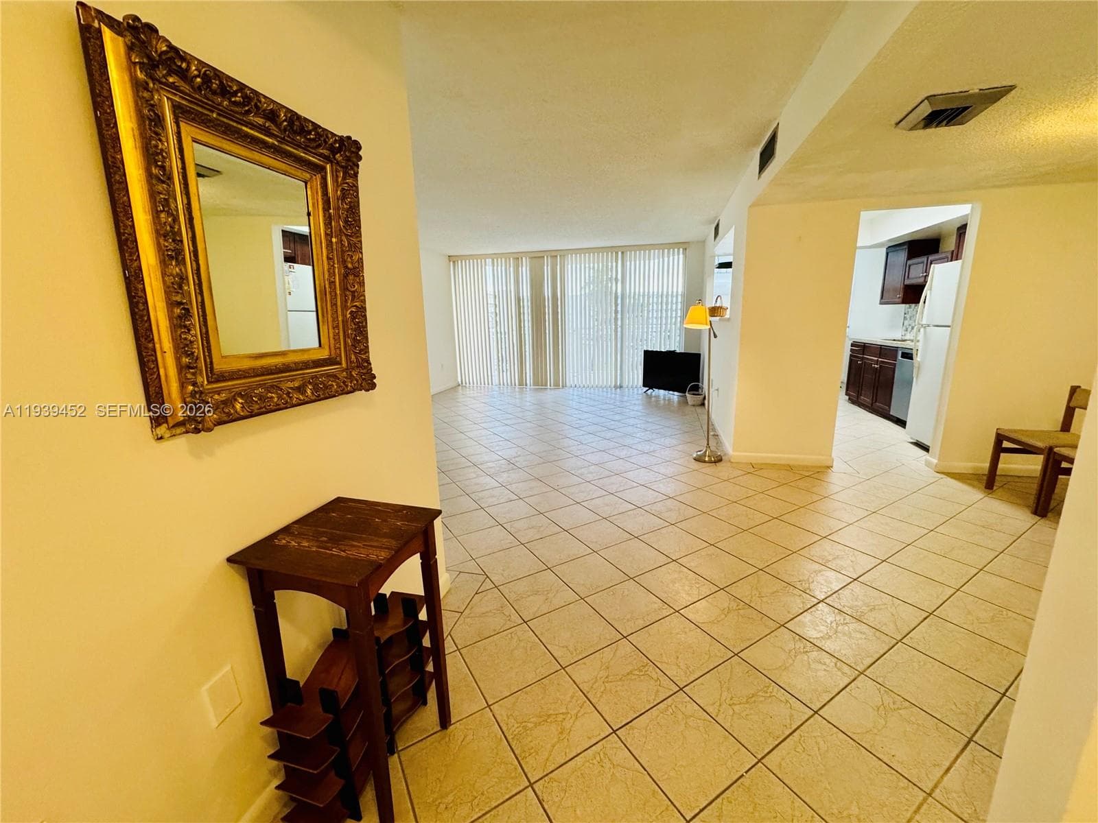 18021 Biscayne Blvd # 304, Aventura FL 33160 — 19