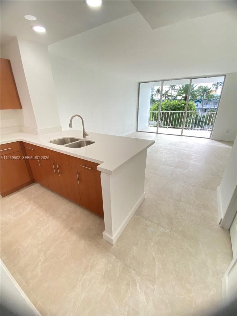 1865 79th St Cswy # 3F, North Bay Village FL 33141 — 4