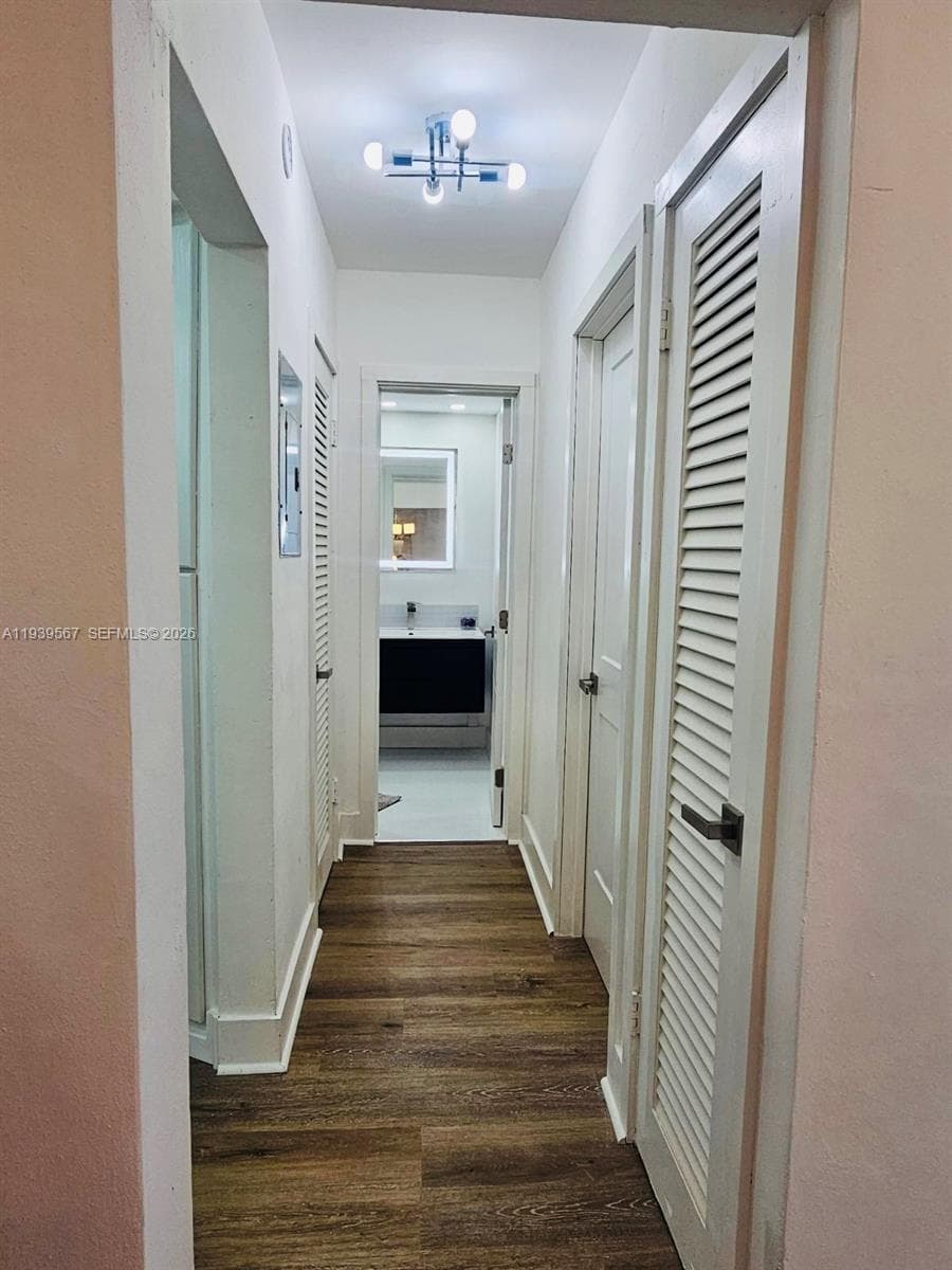 18740 NE 18th Ave # 142, Miami FL 33179 — 20