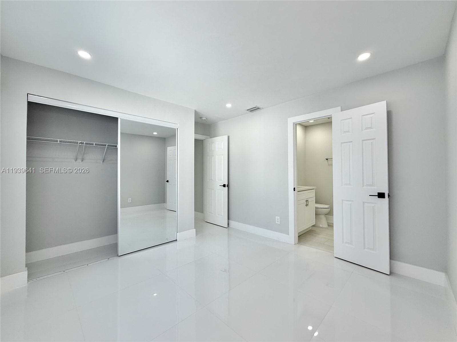 11240 SW 33rd Cir Pl, Miami FL 33165 — 13