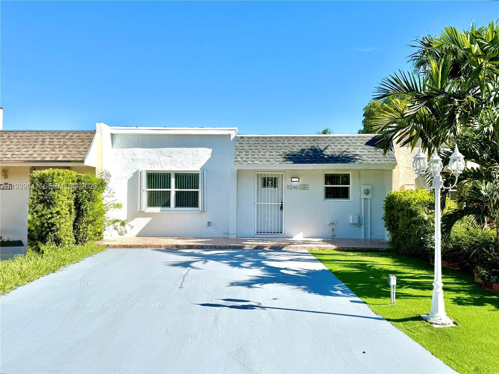 11240 SW 33rd Cir Pl, Miami FL 33165 — 1