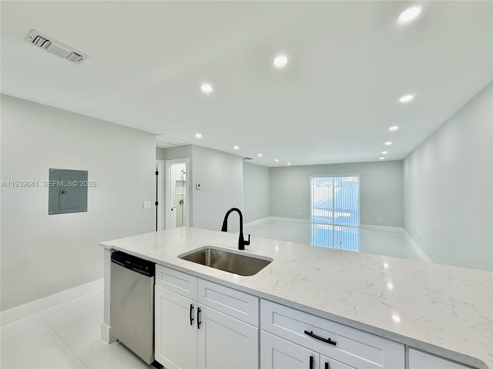11240 SW 33rd Cir Pl, Miami FL 33165 — 5