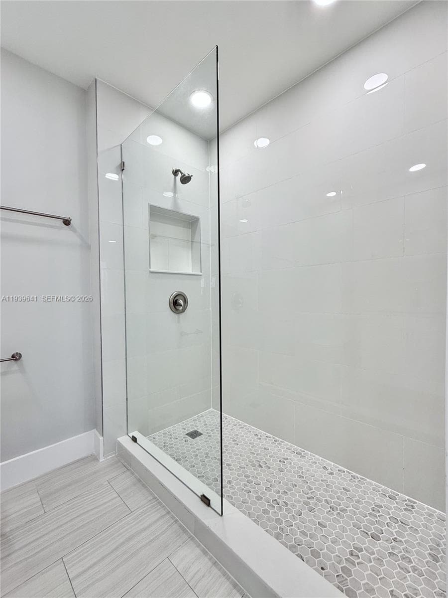 11240 SW 33rd Cir Pl, Miami FL 33165 — 14