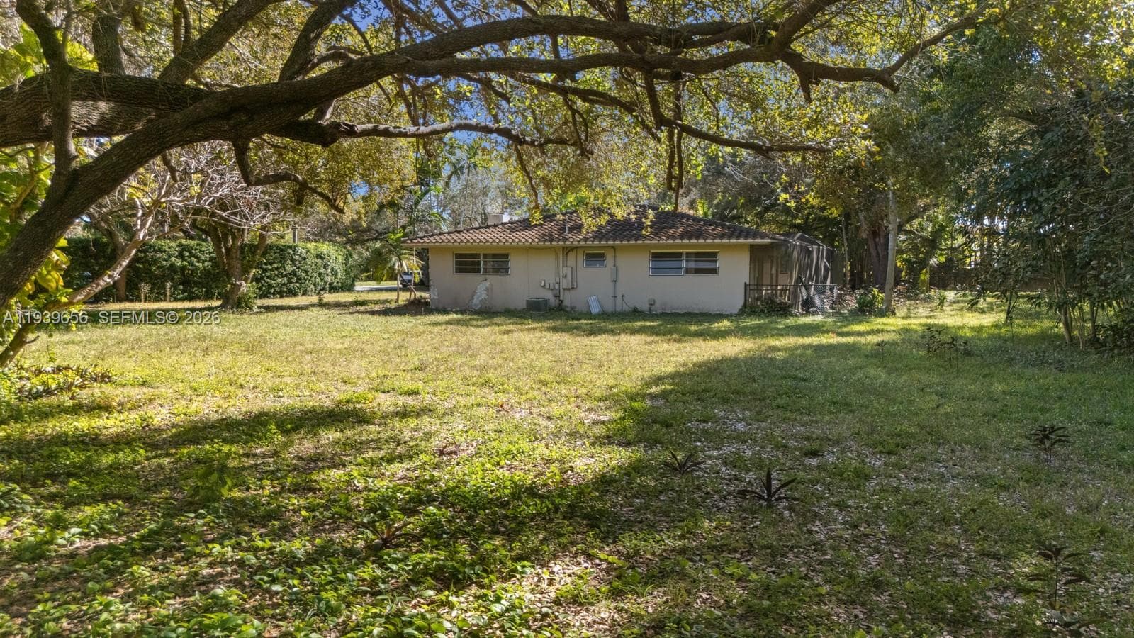 13500 SW 68th Ct, Pinecrest FL 33156 — 7