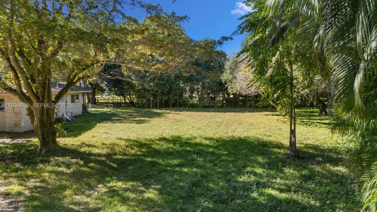 13500 SW 68th Ct, Pinecrest FL 33156 — 4