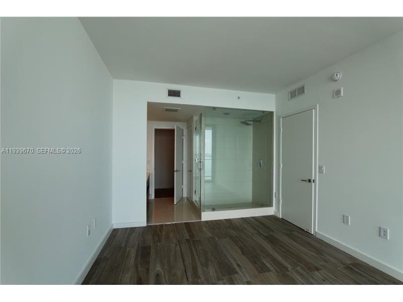 460 NE 28th St # 2505, Miami FL 33137 — 5