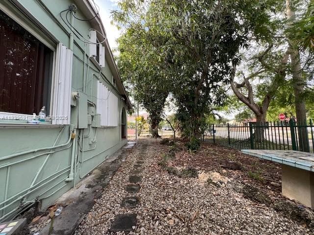 501 E 8th St, Hialeah FL 33010 — 8