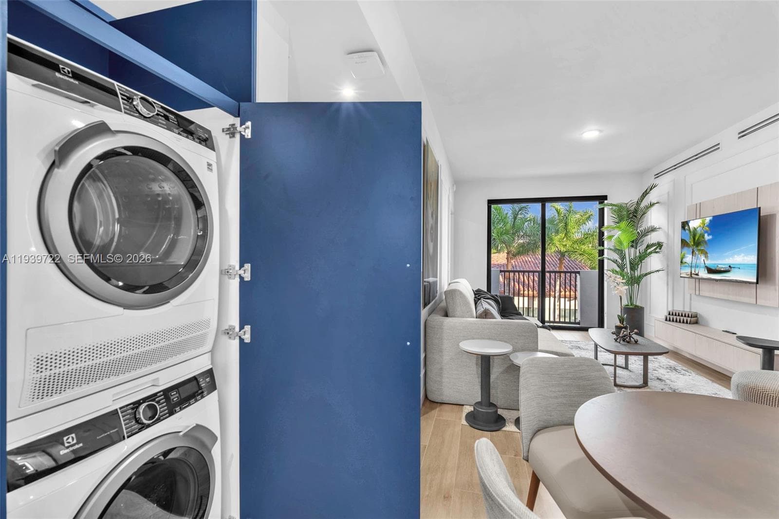 4220 Laguna St # 505, Coral Gables FL 33146 — 23