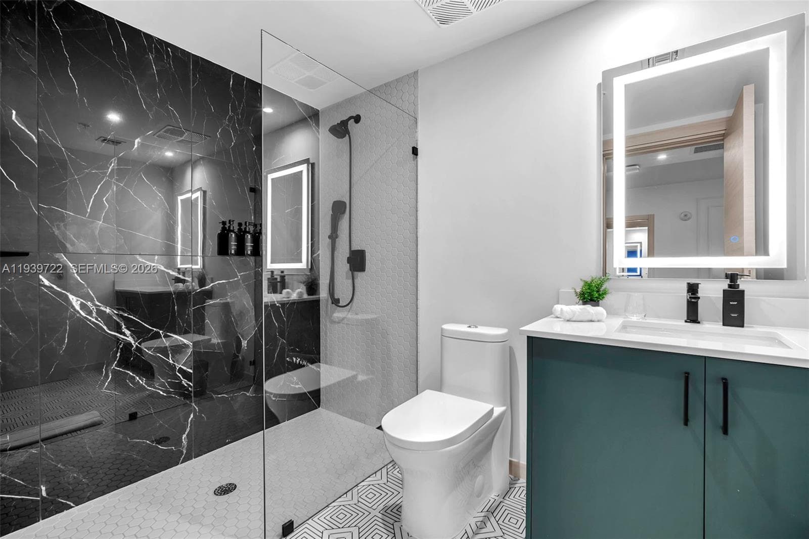 4220 Laguna St # 505, Coral Gables FL 33146 — 27