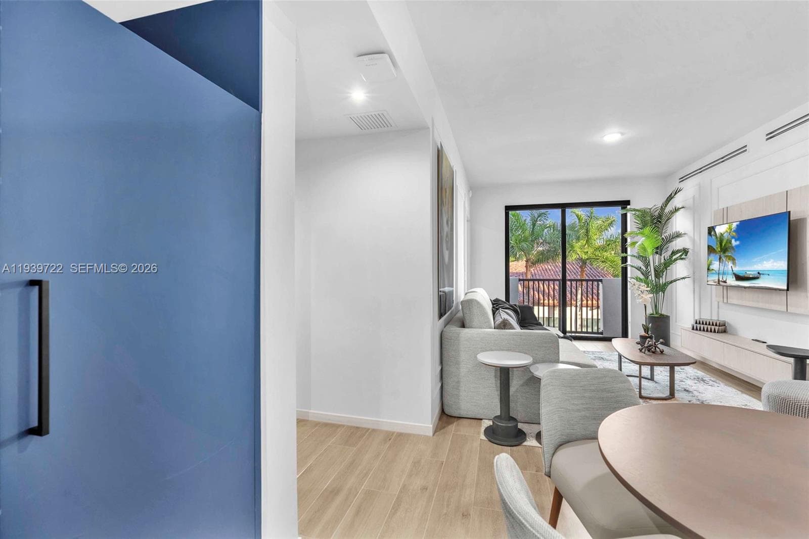 4220 Laguna St # 505, Coral Gables FL 33146 — 22