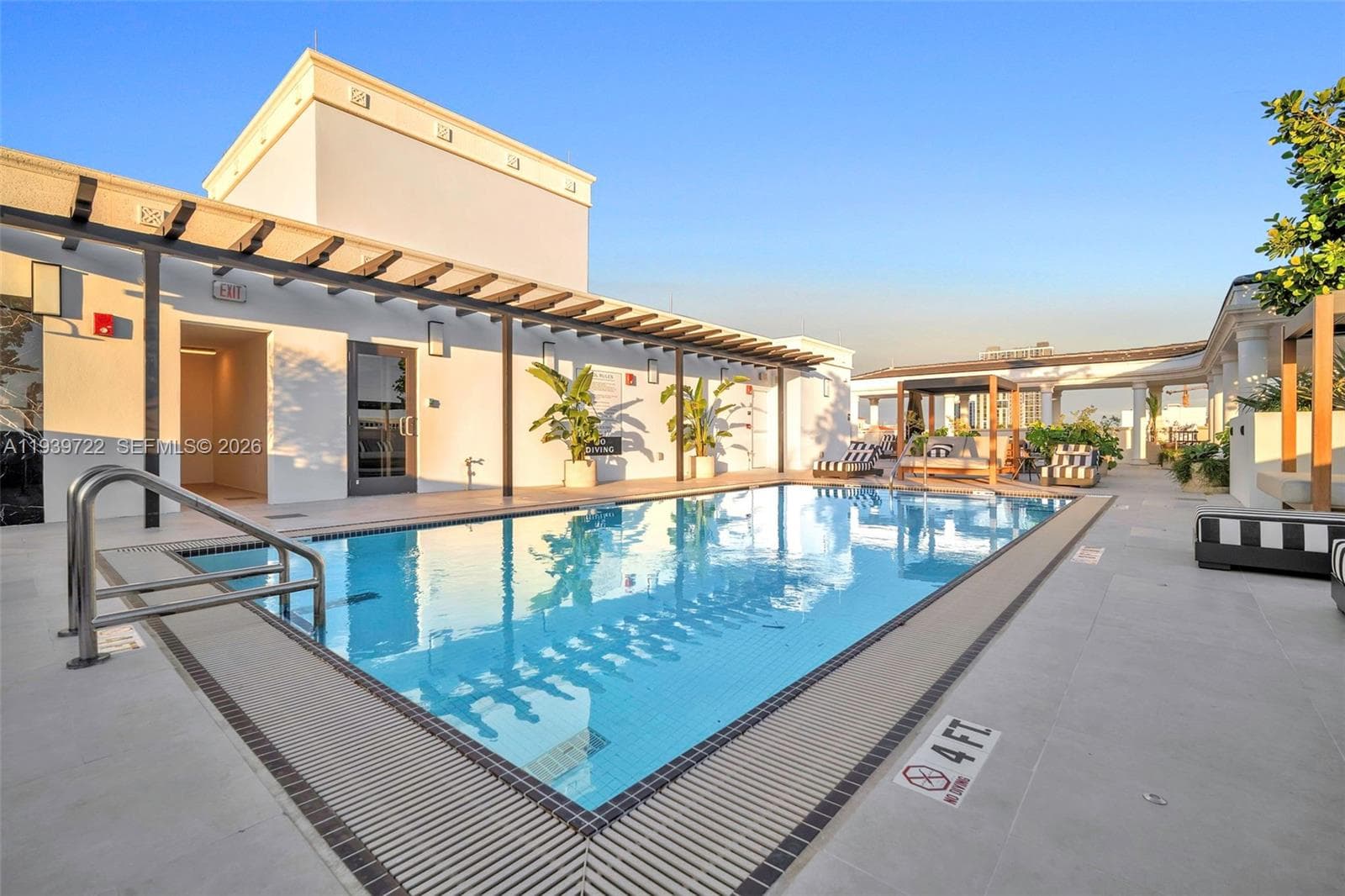 4220 Laguna St # 505, Coral Gables FL 33146 — 36