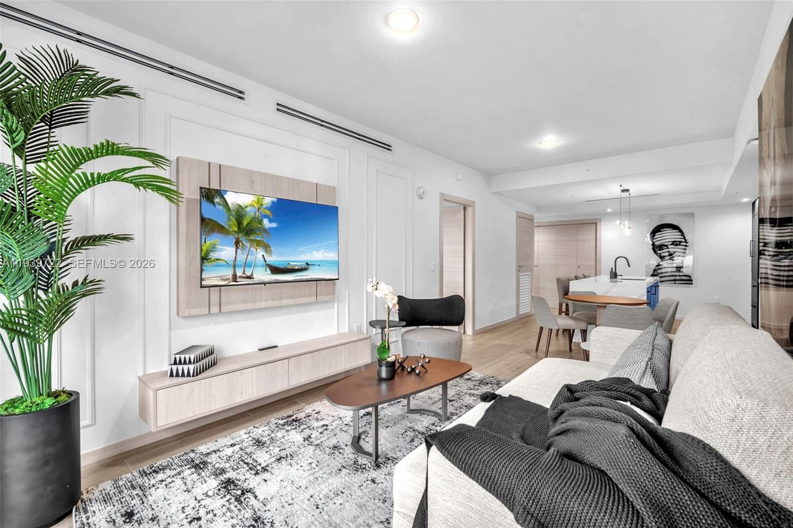 4220 Laguna St # 505, Coral Gables FL 33146 — 20