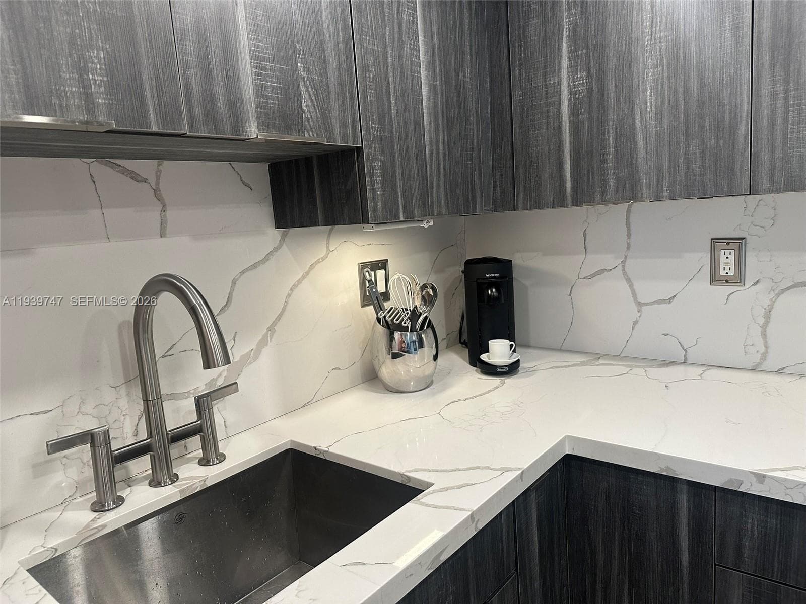 1740 NW N River Dr # 626, Miami FL 33125 — 16