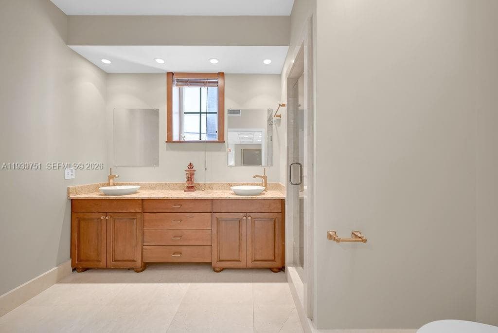 308 Alhambra Cir, Coral Gables FL 33134 — 6