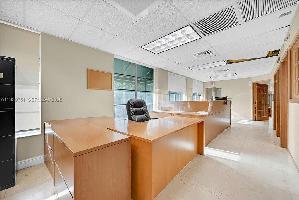 308 Alhambra Cir, Coral Gables FL 33134 — 4