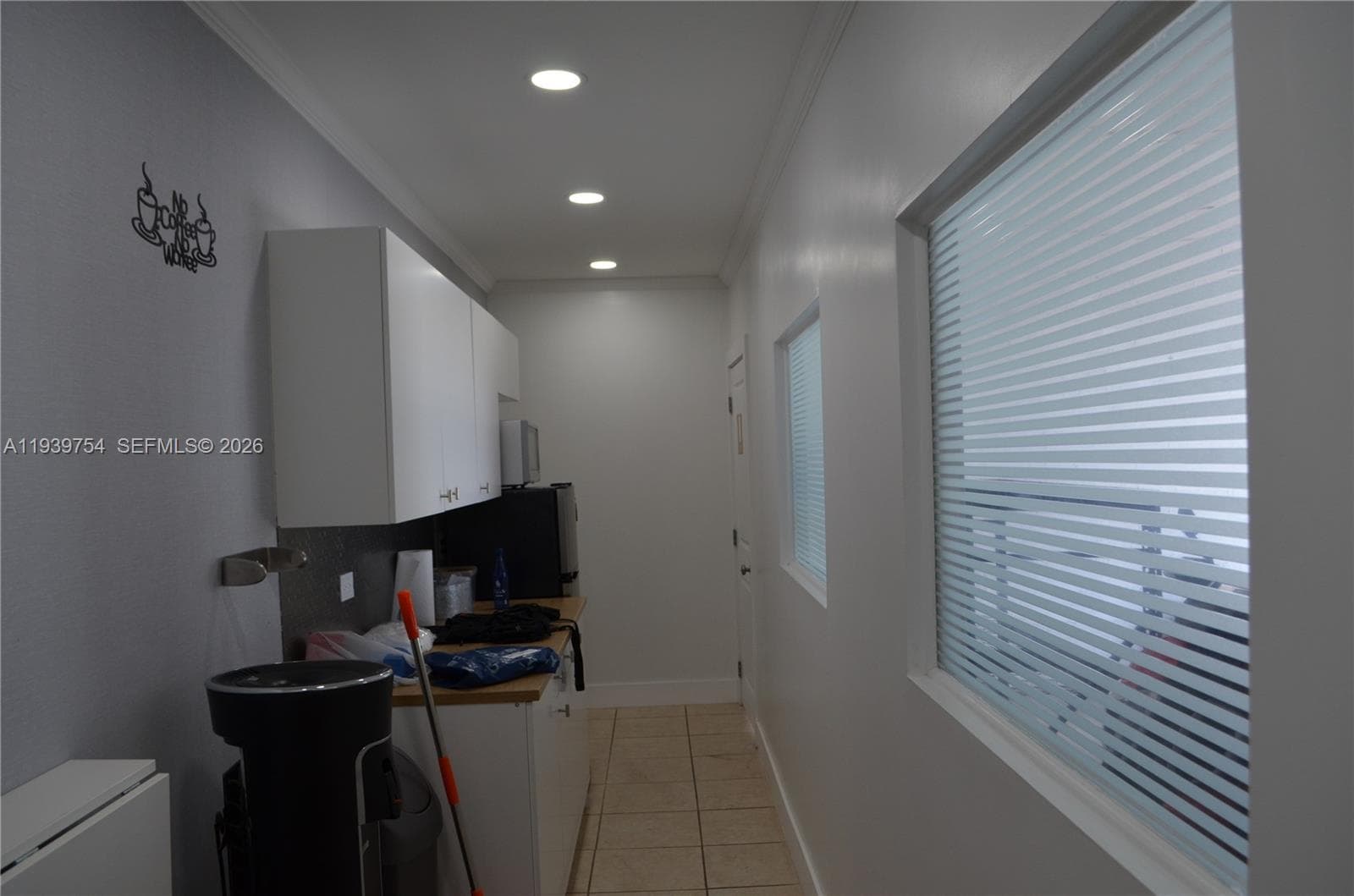 7311 NW 12th St # 20, Miami FL 33126 — 16