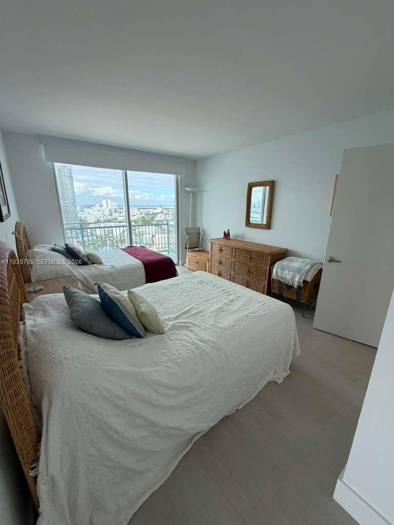 90 Alton Rd # 2912, Miami Beach FL 33139 — 16