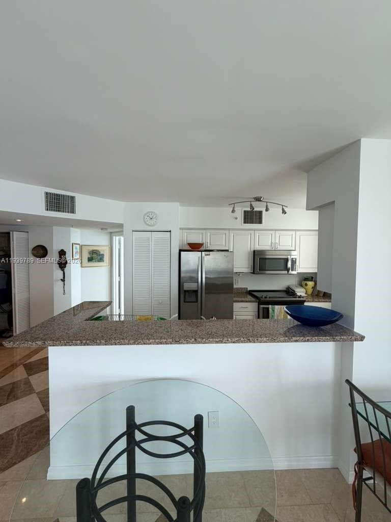 90 Alton Rd # 2912, Miami Beach FL 33139 — 9