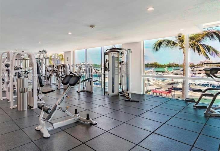 90 Alton Rd # 2912, Miami Beach FL 33139 — 24