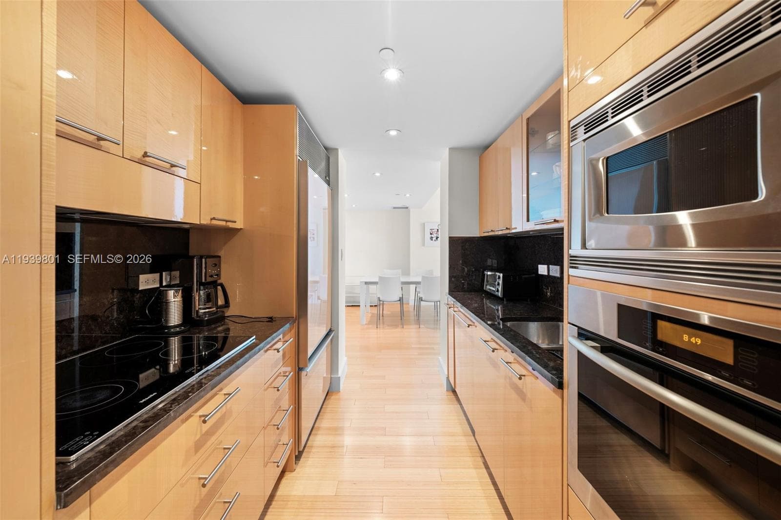 6801 Collins Ave, Miami Beach FL 33141 — 8