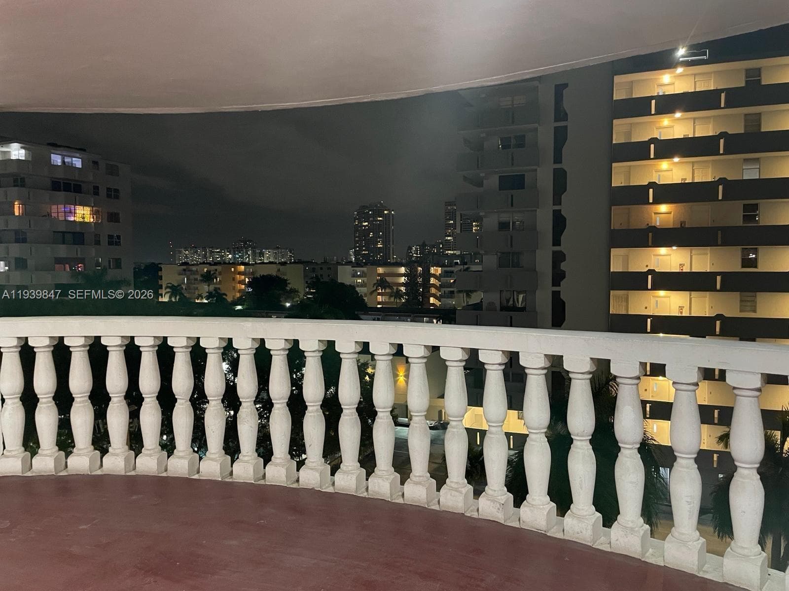 3660 NE 166th St # 607, North Miami Beach FL 33160 — 14